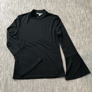BB Dakota | Black Bell Shirt